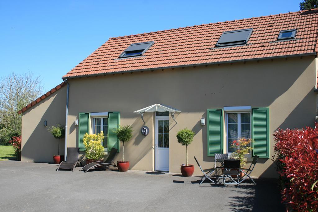 Les Cottages De Magny Luaran gambar